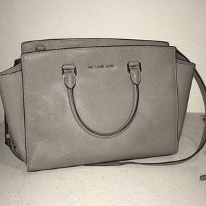 MICHAEL Michael Kors Selma Saffiano